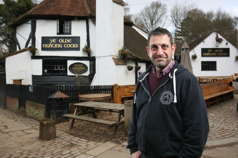 The oldest pub in England, which has been operating since 793, has closed The oldest pub in England, which has been operating since 793, has closed