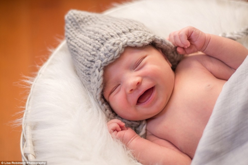 The photographer filmed her own childbirth