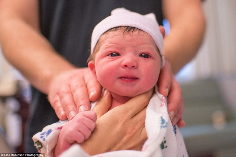 The photographer filmed her own childbirth