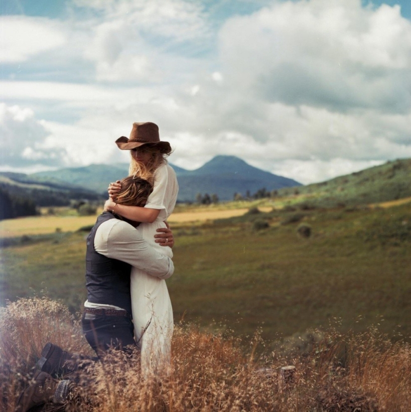 The photographer who shoots love