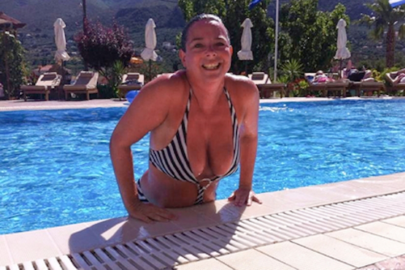 The recipe for eternal youth: a 50-year-old model from Britain revealed the secrets of her beauty