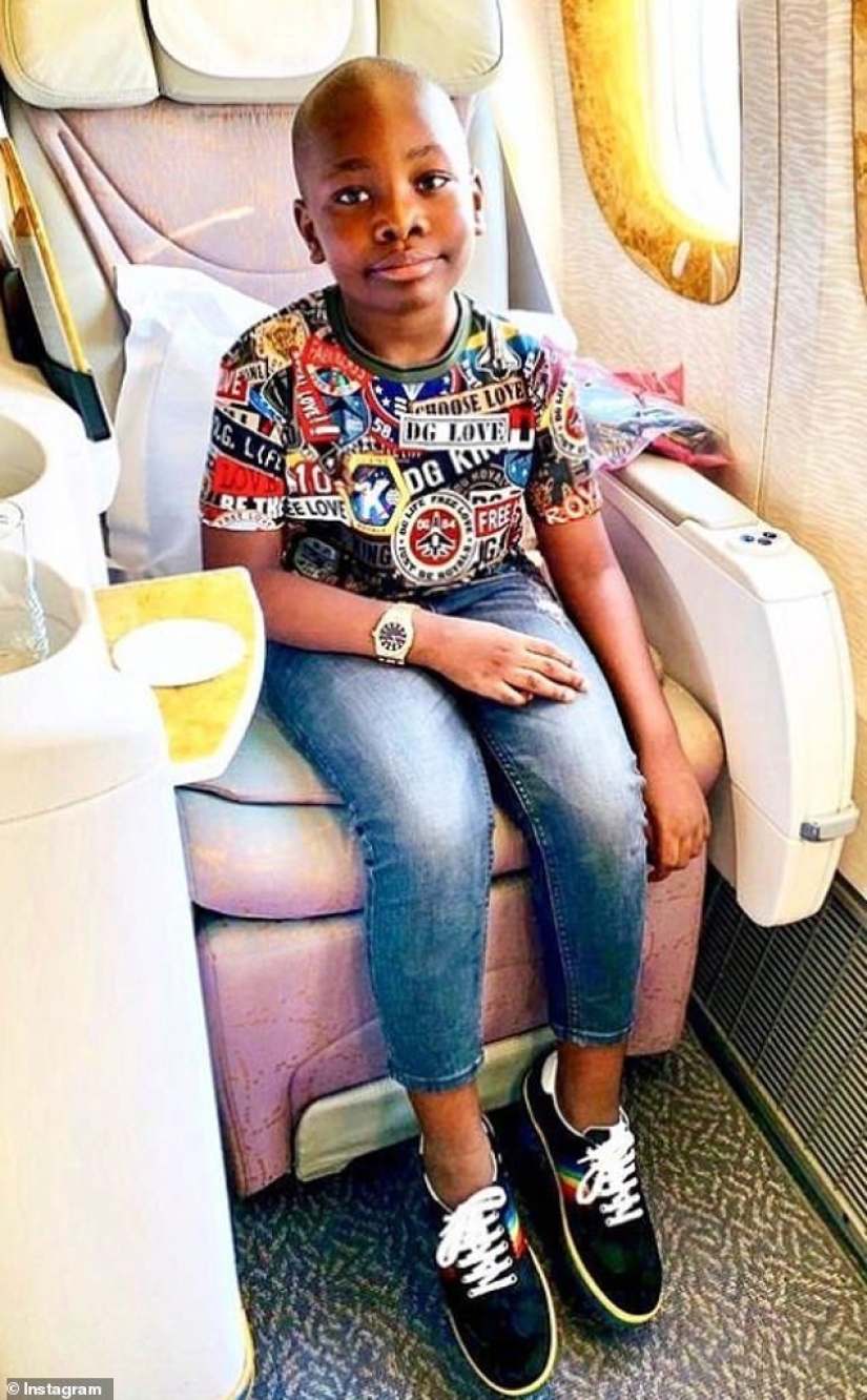 The richest of the rich kids Inside the luxurious life of a 9-year-old Nigerian boy nicknamed "the world's youngest billionaire" who owns his first mansion at the age of just six and has many sports cars thanks to his father, an Internet celebrity The richest of the rich kids Inside the luxurious life of a 9-year-old Nigerian boy nicknamed "the world's youngest billionaire" who owns his first mansion at the age of just six and has many sports cars thanks to his father, an Internet celebrity
