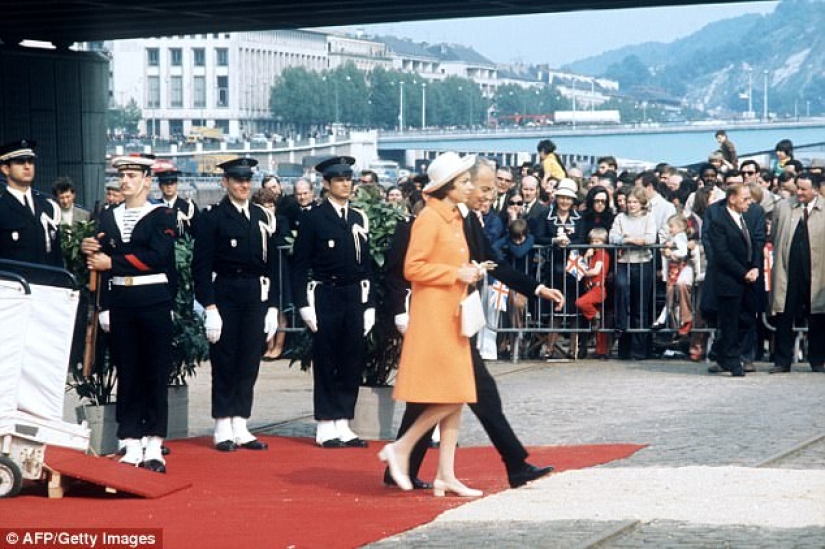 The richest woman in the world, Lilian Bettencourt, has died at the age of 94