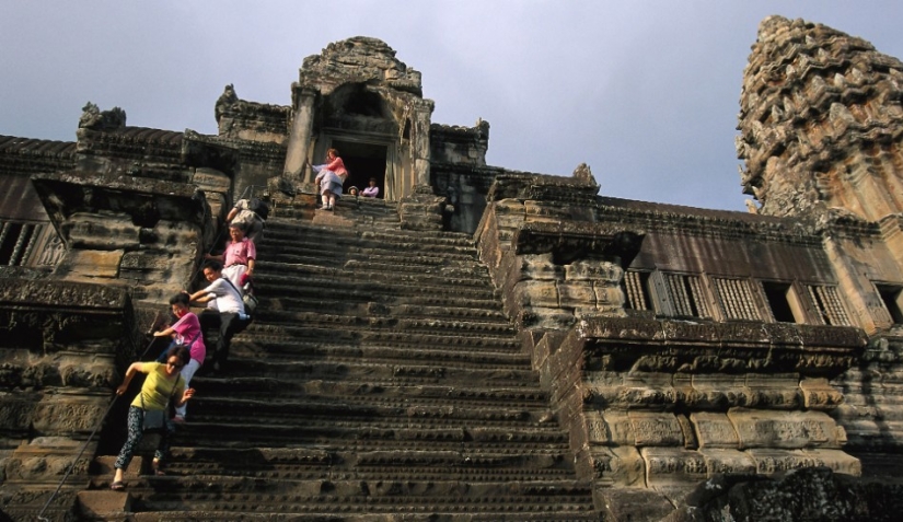 The scariest stairs in the world The scariest stairs in the world