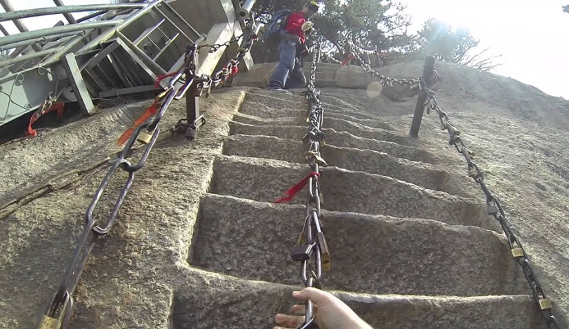 The scariest stairs in the world The scariest stairs in the world