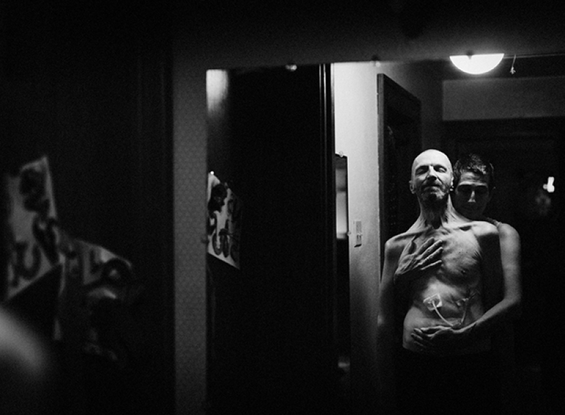The story of a dying man and a woman photographer he trusted