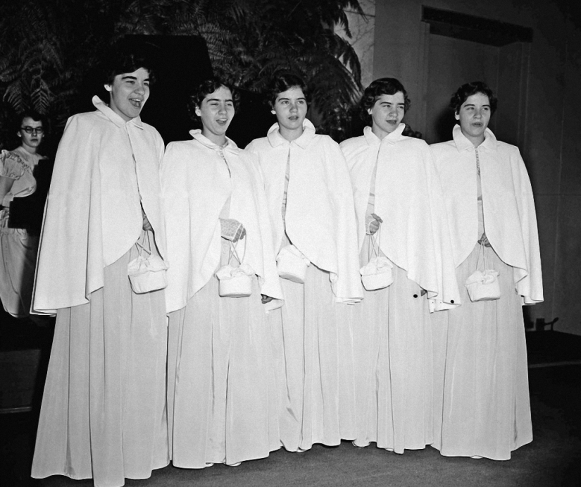 The tragic fate of the Dion quintuplets