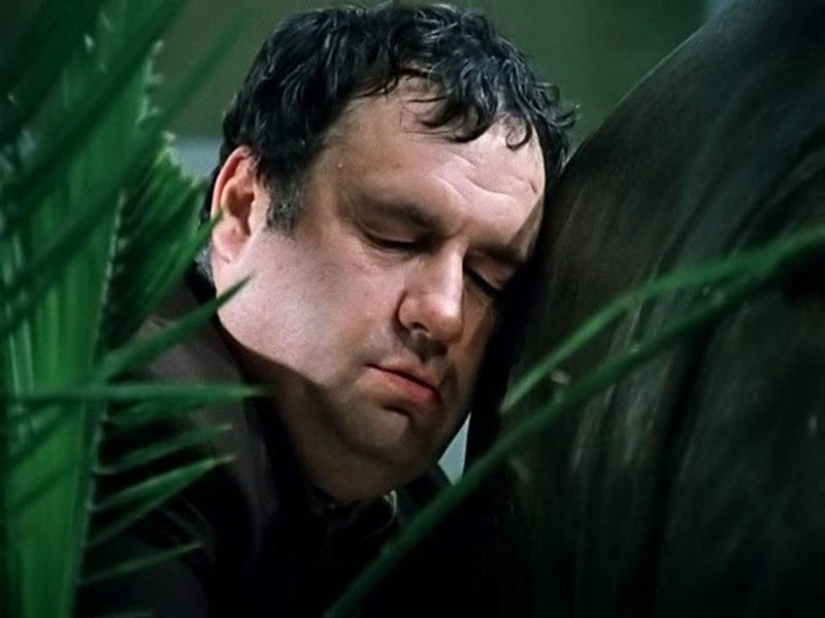 The unsightly truth of human relations: curious facts about the movie "Garage"