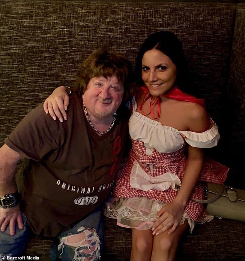The webcam model adores her one-and-a-half-meter lover, who is 27 years older than her