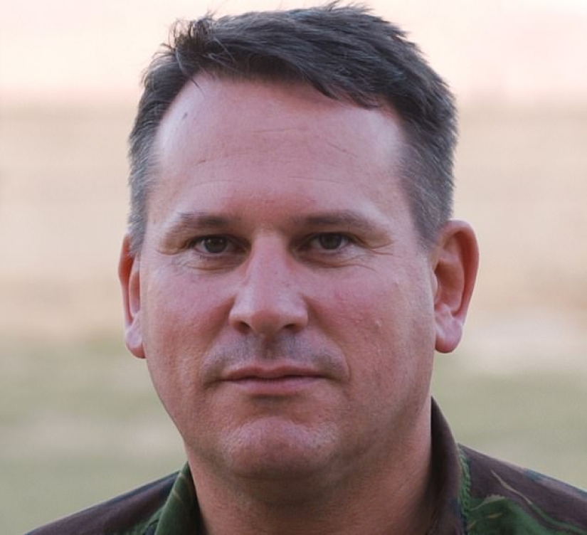 "The wider our muzzles, the tighter our ranks": British military are obese