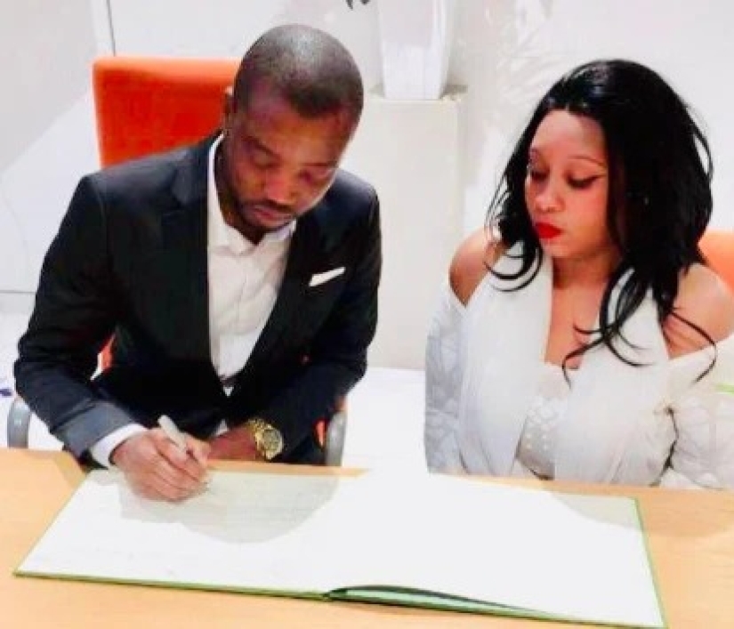 The woman forgave her husband three infidelities during pregnancy, and now they are raising 11 children The woman forgave her husband three infidelities during pregnancy, and now they are raising 11 children