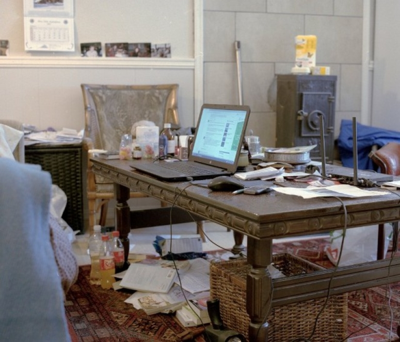 The worst commentators of the Network in the "Internet Warriors" photo project