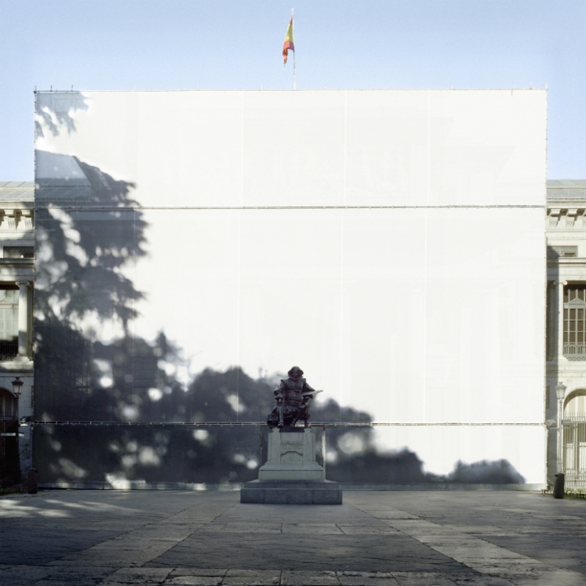 "There is no adblock on you!": the artist imagined what life would look like without advertising