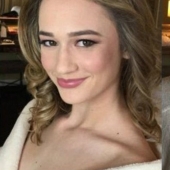 These are genes: a witty dad parodied his daughter's glamorous photo shoot
