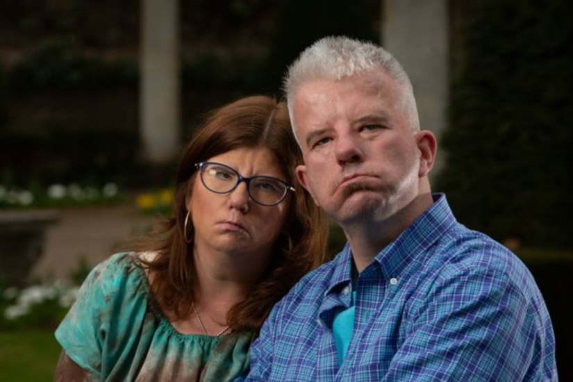 They can't smile, but they know how to love: a man and a woman with a rare facial anomaly decided to get married
