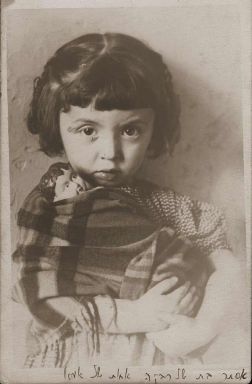 They didn't have time to play enough dolls They didn't have time to play enough dolls