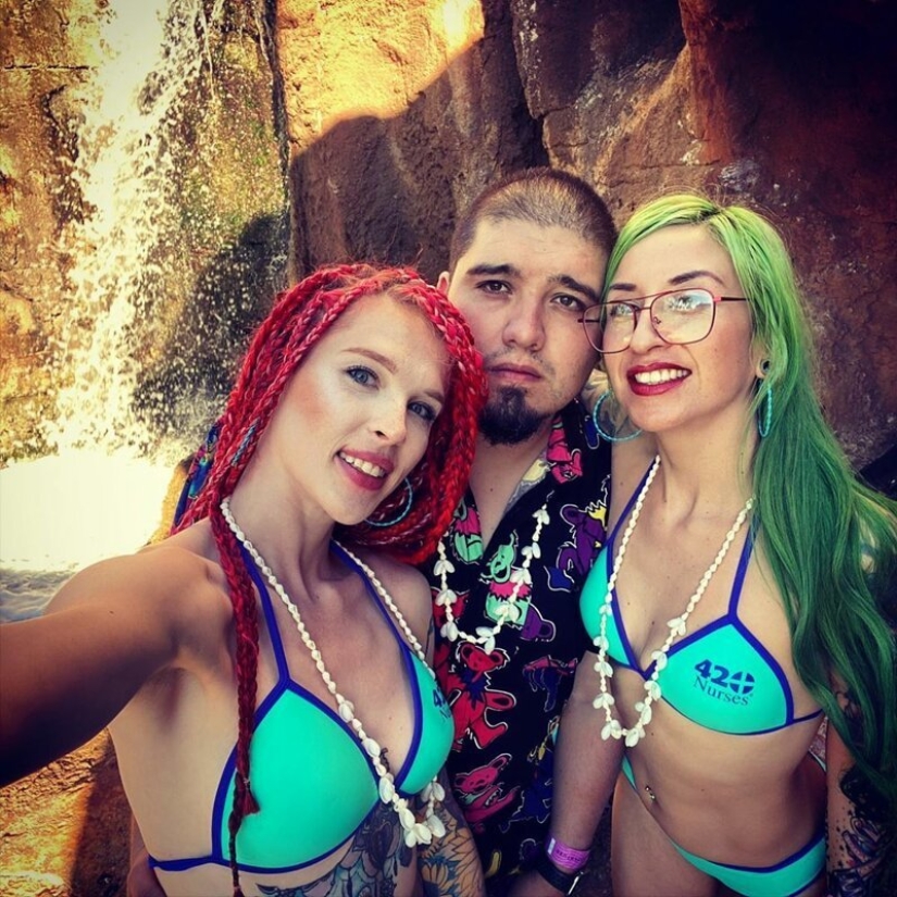 They figured it out for three: two American women married one guy They figured it out for three: two American women married one guy