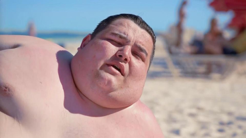 Thin people are not allowed to enter: a hotel for overweight people, where no one laughs at being overweight