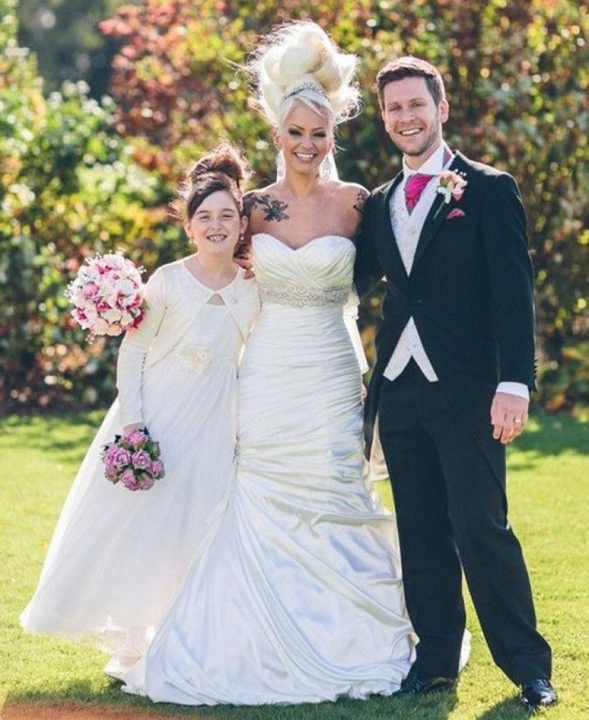 This couple wanted to look good at the wedding, and that's what came out of it