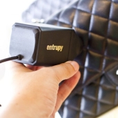 This gadget will show you where you bought the bag, in GUM or at the "Gardener"