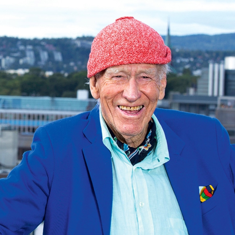 This humble grandpa in a beanie is actually a Norwegian billionaire from the Forbes list