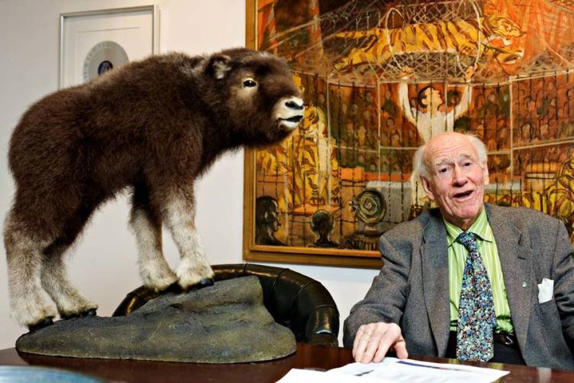 This humble grandpa in a beanie is actually a Norwegian billionaire from the Forbes list