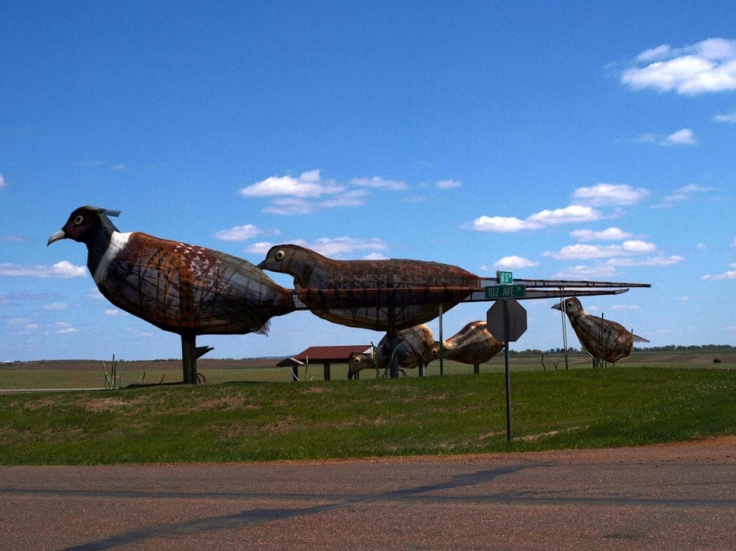 Top 20 Roadside Attractions in America Top 20 Roadside Attractions in America