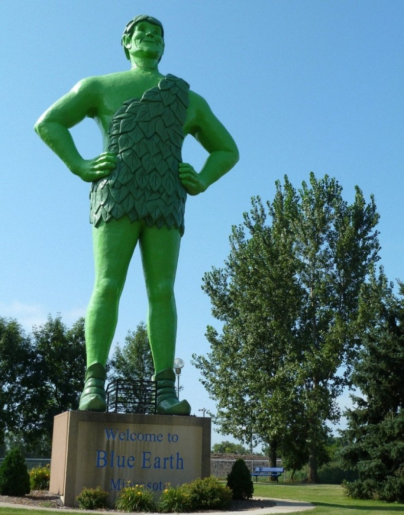 Top 20 Roadside Attractions in America Top 20 Roadside Attractions in America