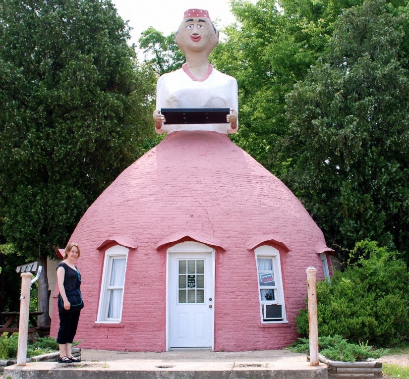 Top 20 Roadside Attractions in America Top 20 Roadside Attractions in America