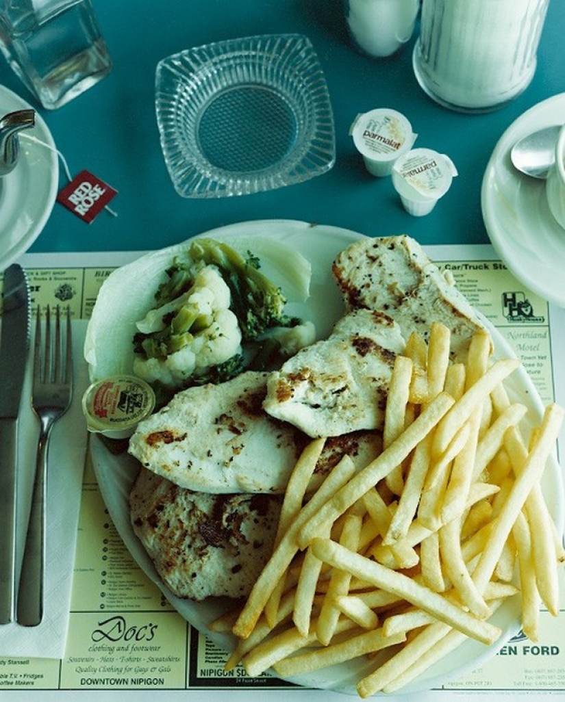 "Tourist's breakfast"