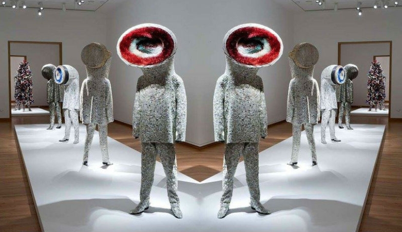 "Trajes de sonido": un pasatiempo muy extraño de Nick Cave, con el que quiere cambiar el mundo