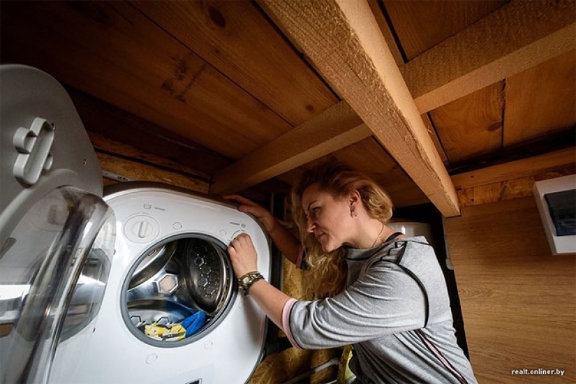 Tres bielorrusos y un perro viven en una casa con una superficie de 16 metros cuadrados