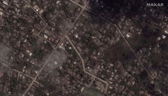 Tsunami-hit Tonga covered in ash