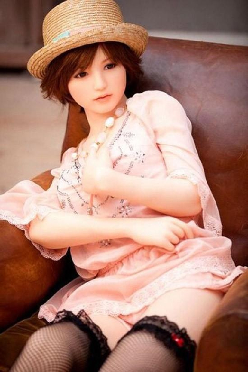 Ultra-realistic rubber girlfriends of Japanese men Ultra-realistic rubber girlfriends of Japanese men