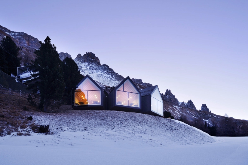 Un Agradable Almuerzo en la Vista Única de los Alpes Italianos