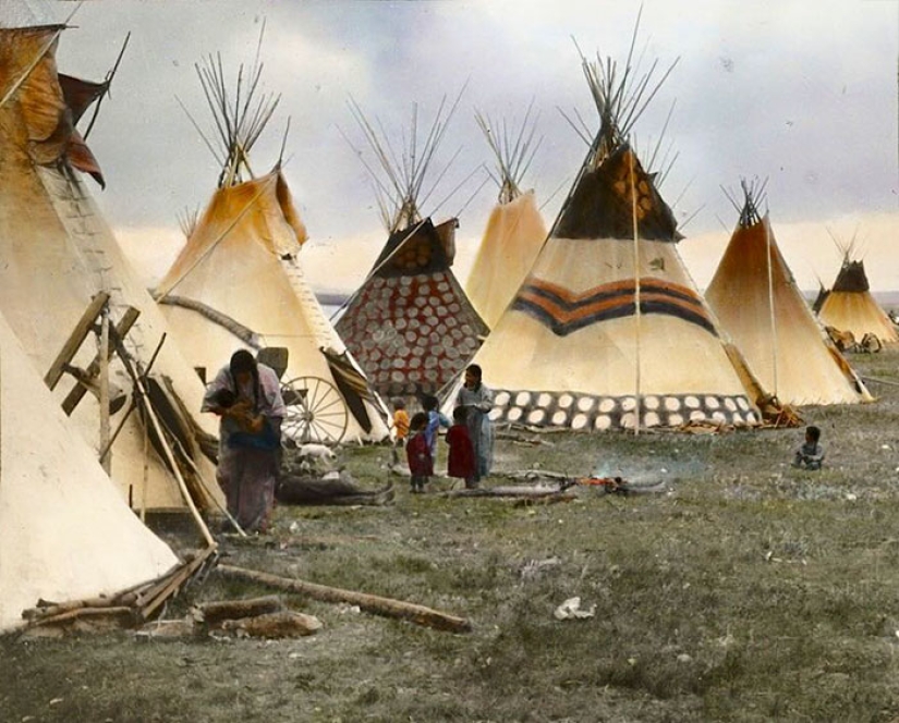 Un americano encontró fotos en color de indios de finales del siglo XIX
