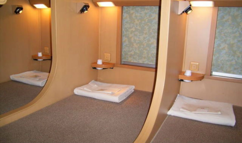 Un asiento reservado en el tren nocturno japonés Sunrise Izumo