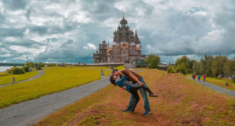 Un beso profundo en el viaje: la historia de una relación a larga distancia con final feliz