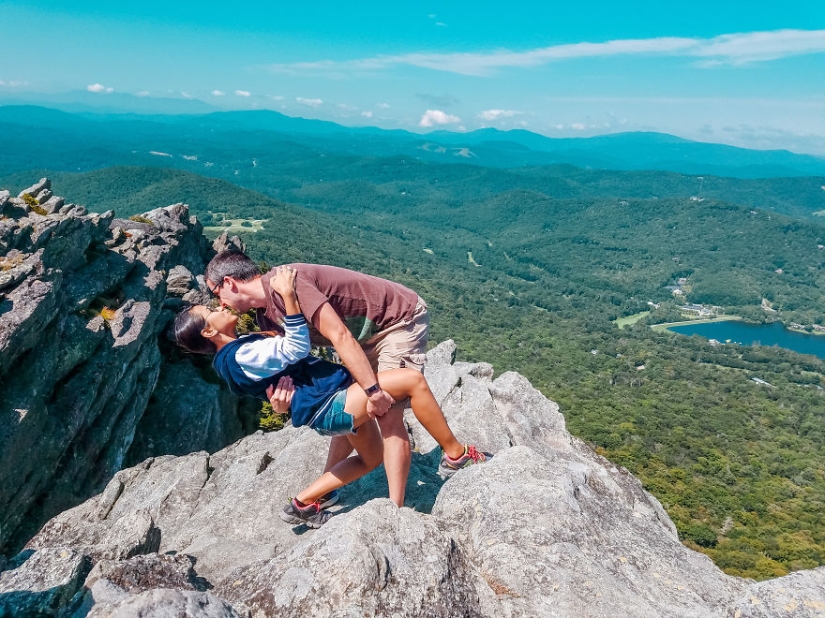 Un beso profundo en el viaje: la historia de una relación a larga distancia con final feliz
