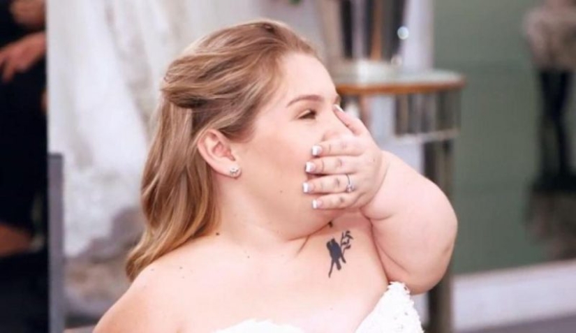 Un cuento de hadas para Pulgarcita: una novia enana finalmente ha encontrado el vestido de novia de sus sueños