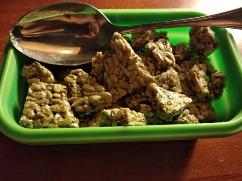 Un estudiante de San Petersburgo vivió durante un mes con una beca de 1.572 rublos e instó a todos a ser más modestos Un estudiante de San Petersburgo vivió durante un mes con una beca de 1.572 rublos e instó a todos a ser más modestos