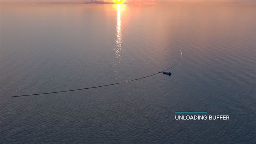 Un inventor de 23 años ha descubierto cómo limpiar el Océano Pacífico de basura plástica en 5 años