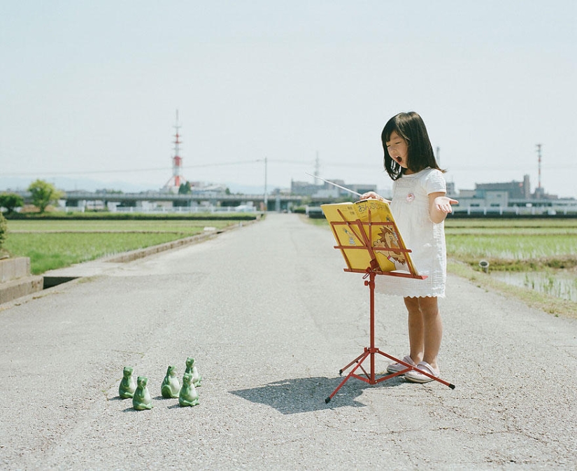 Un álbum de fotos inusual de una mujer japonesa de 4 años Un álbum de fotos inusual de una mujer japonesa de 4 años