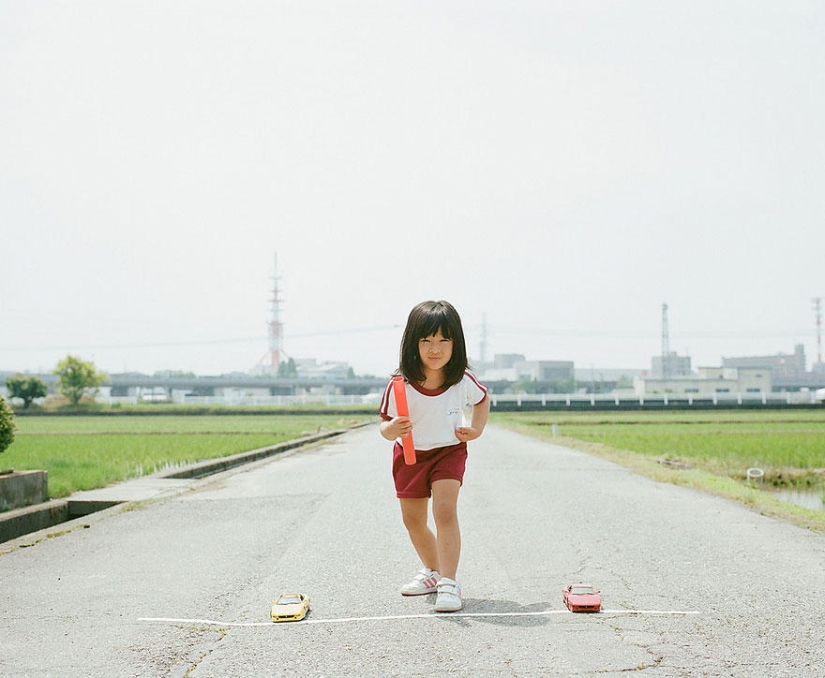 Un álbum de fotos inusual de una mujer japonesa de 4 años Un álbum de fotos inusual de una mujer japonesa de 4 años