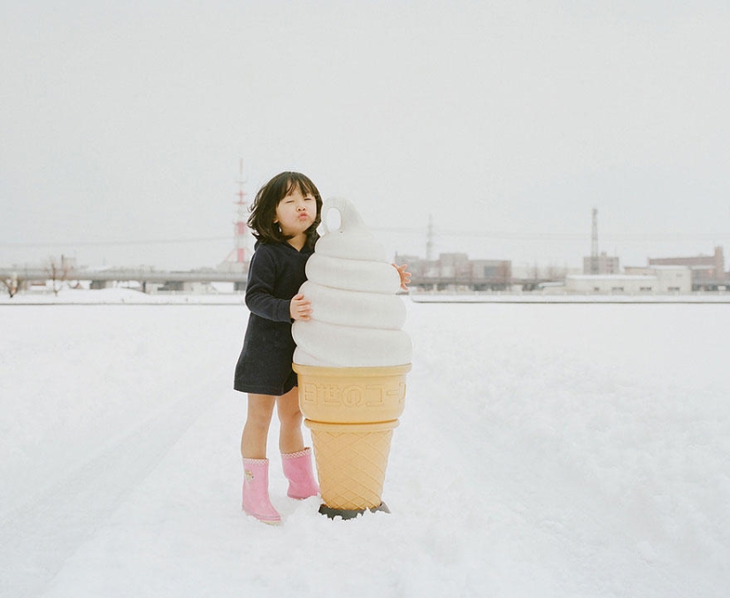 Un álbum de fotos inusual de una mujer japonesa de 4 años Un álbum de fotos inusual de una mujer japonesa de 4 años