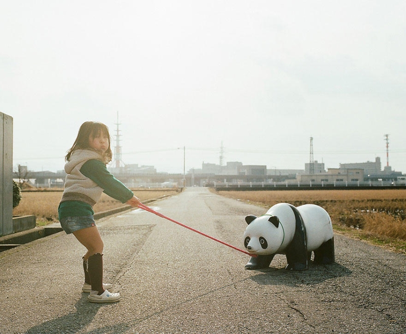 Un álbum de fotos inusual de una mujer japonesa de 4 años Un álbum de fotos inusual de una mujer japonesa de 4 años
