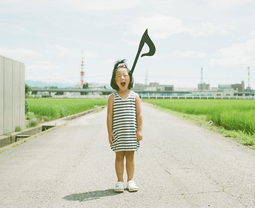 Un álbum de fotos inusual de una mujer japonesa de 4 años Un álbum de fotos inusual de una mujer japonesa de 4 años