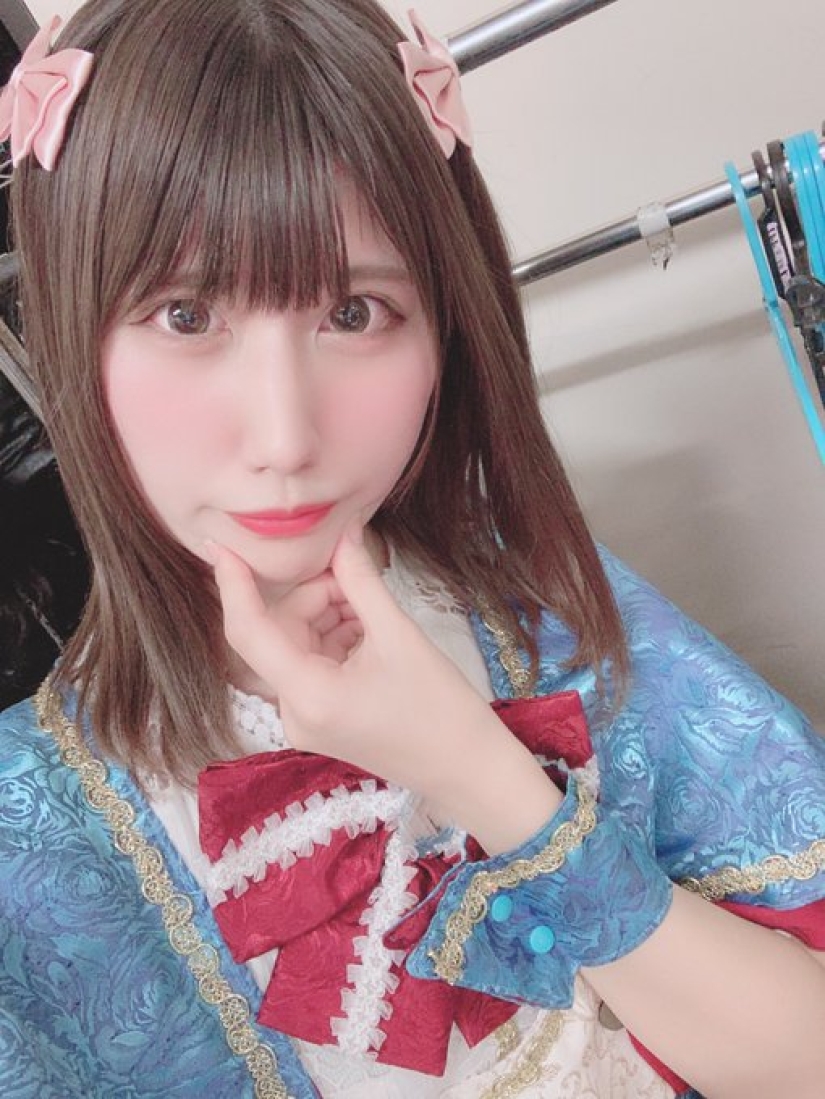 Un violador localizó a una cantante japonesa estudiando el reflejo de la calle en sus ojos en una selfie