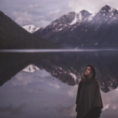 Una colegiala de Rusia ha estado haciendo autostop desde que tenía 14 años y ya ha visitado más de 20 países