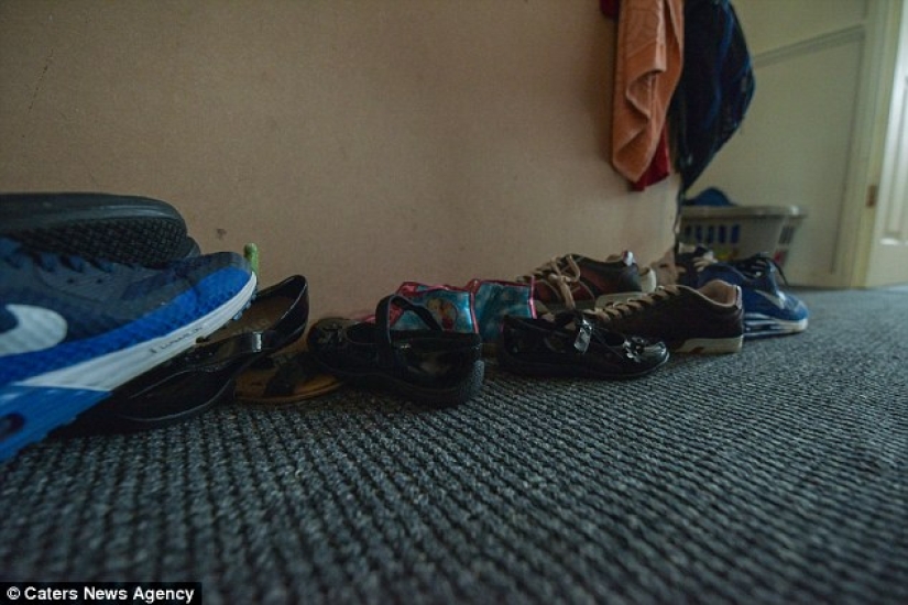 Una familia migrante desempleada con 8 hijos se negó a quedarse en casa porque no había comedor allí